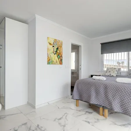 064 Luxury 7 Bed Mijas With Private Pool Villa *