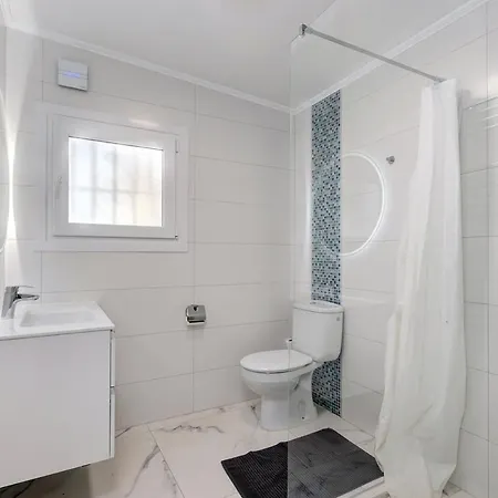 064 Luxury 7 Bed Mijas With Private Pool Villa *