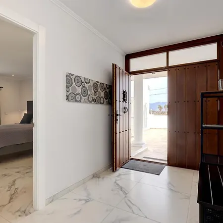 064 Luxury 7 Bed Mijas With Private Pool Villa Fuengirola