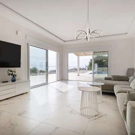 064 Luxury 7 Bed Mijas With Private Pool Villa Fuengirola